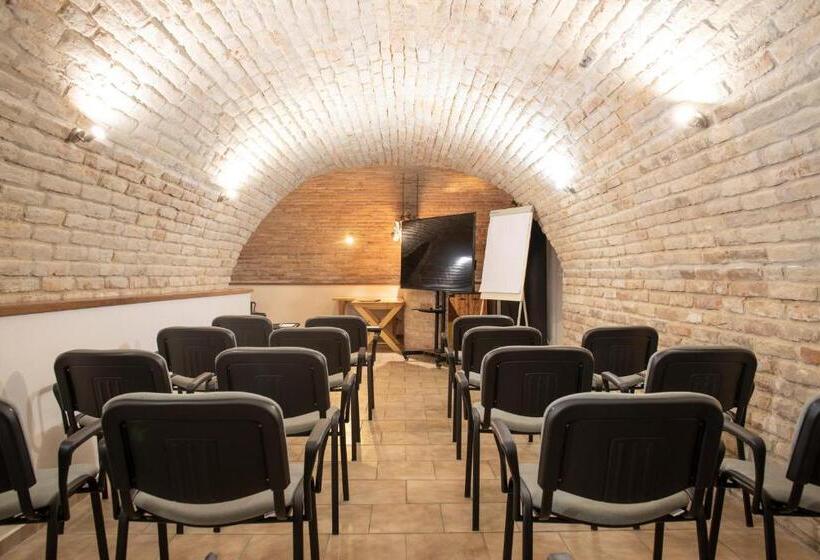 بنسيون Amenity Penzion Horni Vestonice