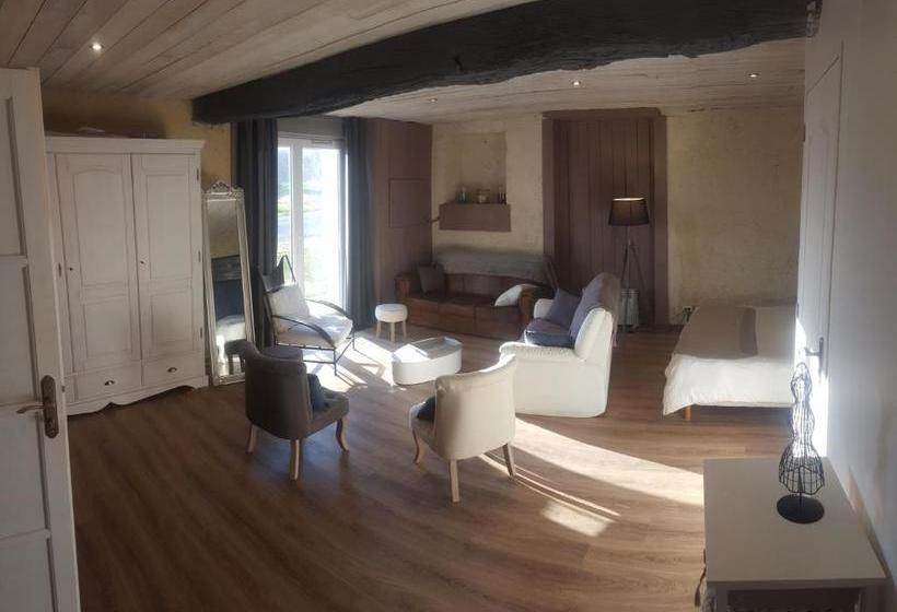 ペンション Domaine De L'etanchet