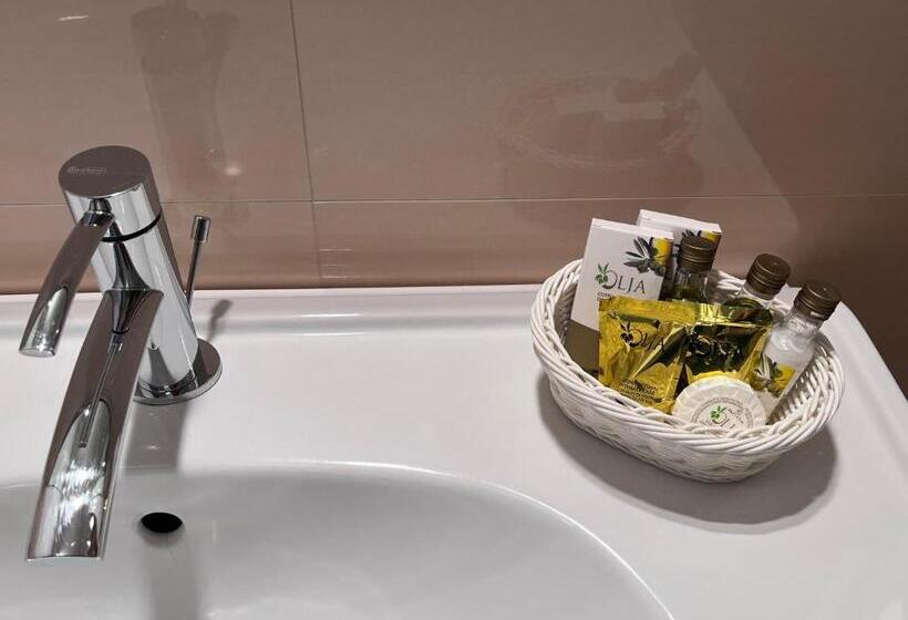 פנסיון Il Giramondo Suite&room