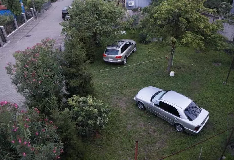 پانسیون Kobuleti Guest House