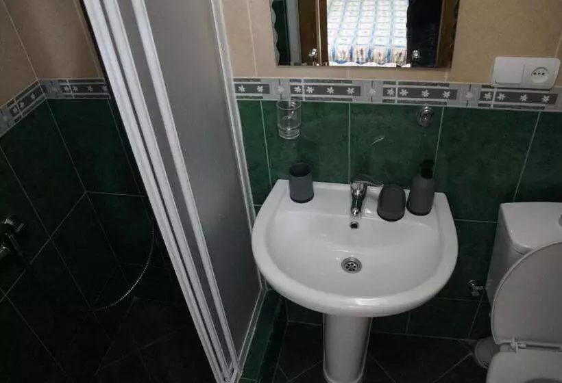 پانسیون Kobuleti Guest House