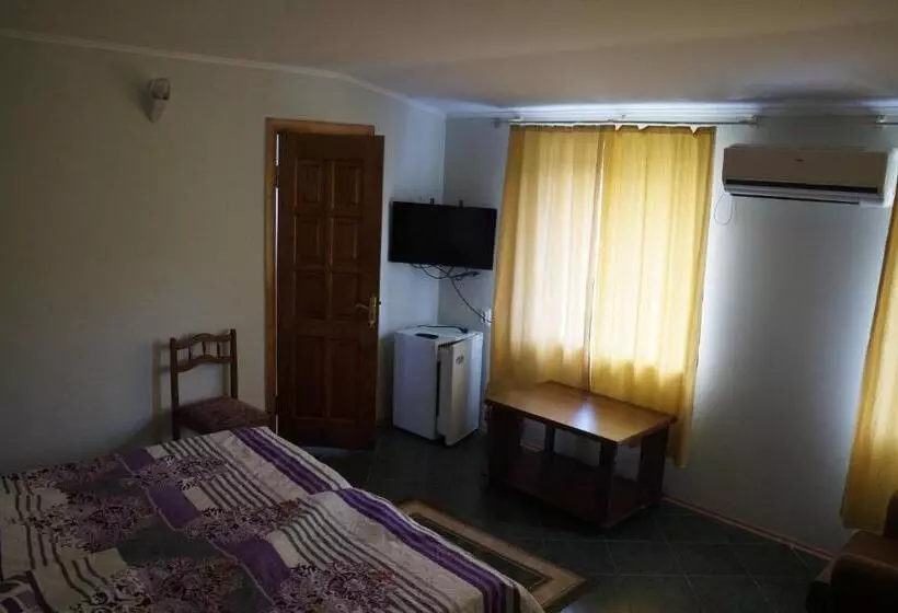 پانسیون Kobuleti Guest House
