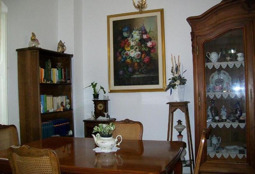 پانسیون Notte Di Luna Room & Breakfast