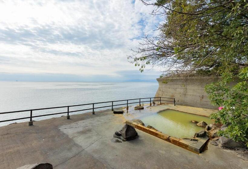 ريوكان Sakurajima Seaside