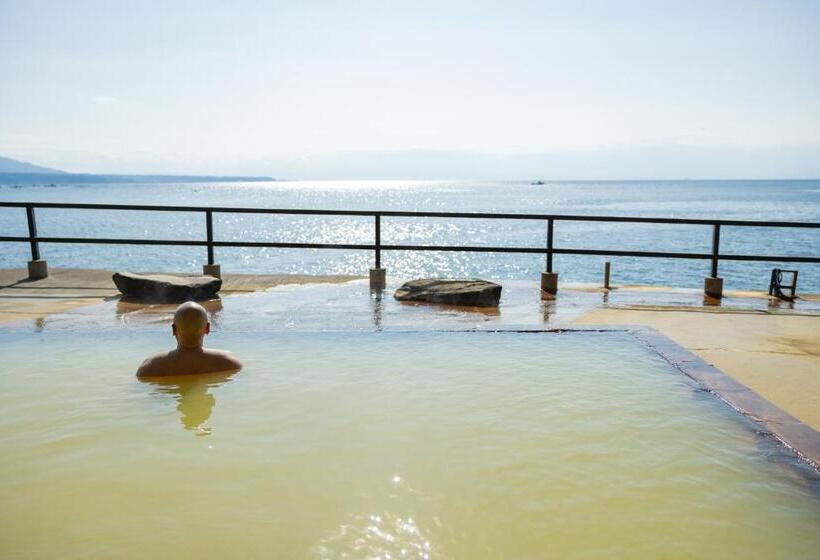 ريوكان Sakurajima Seaside