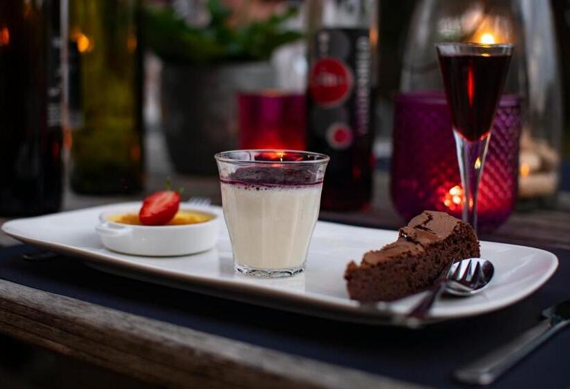 Vandenbeld Wines B&b