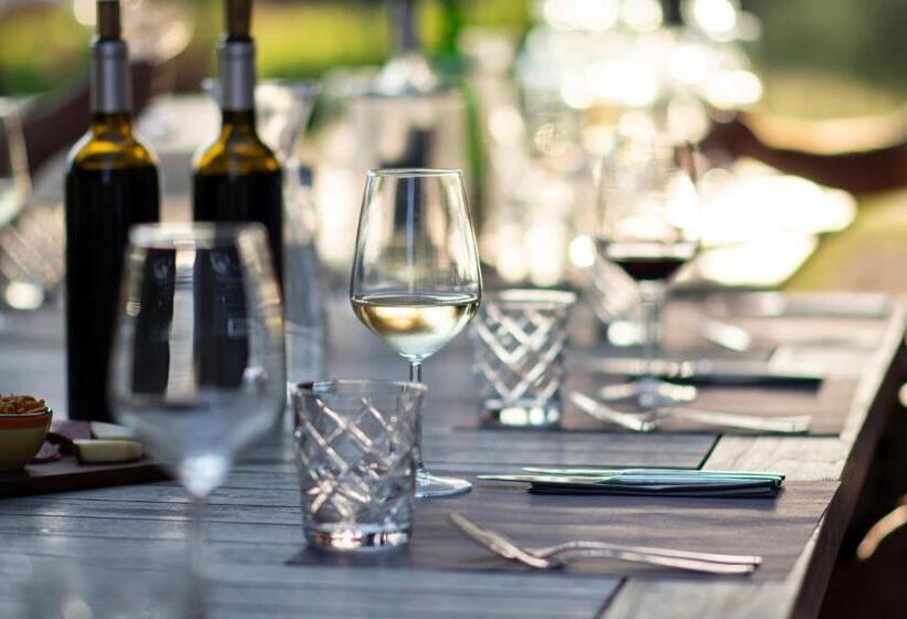 Vandenbeld Wines B&b