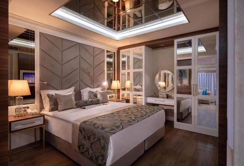 هتل Elysium Green Suites