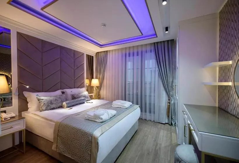 هتل Elysium Green Suites
