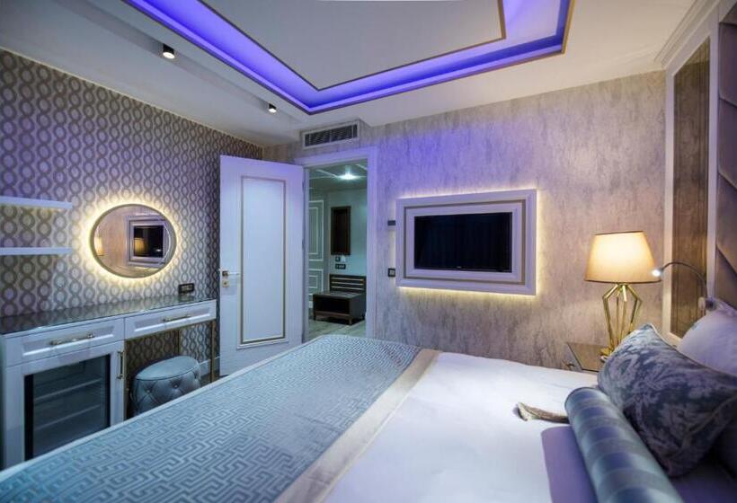 هتل Elysium Green Suites