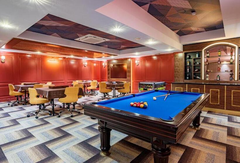 هتل Elysium Green Suites