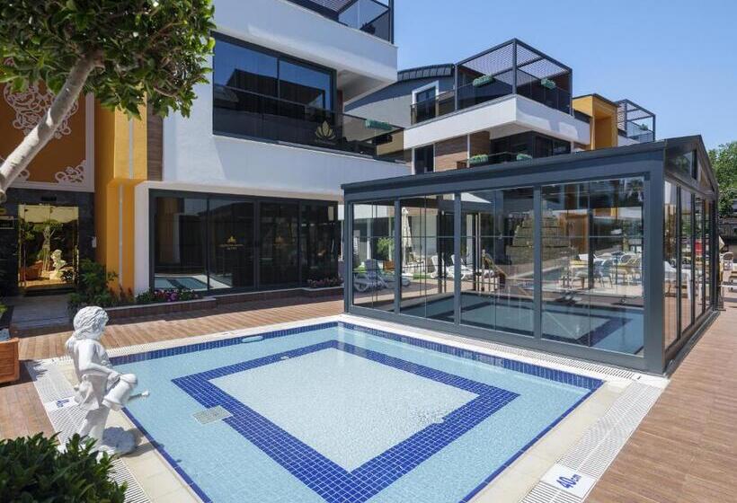 هتل Elysium Green Suites