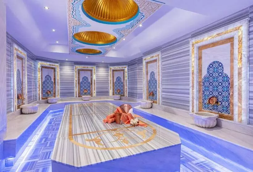 هتل Elysium Green Suites