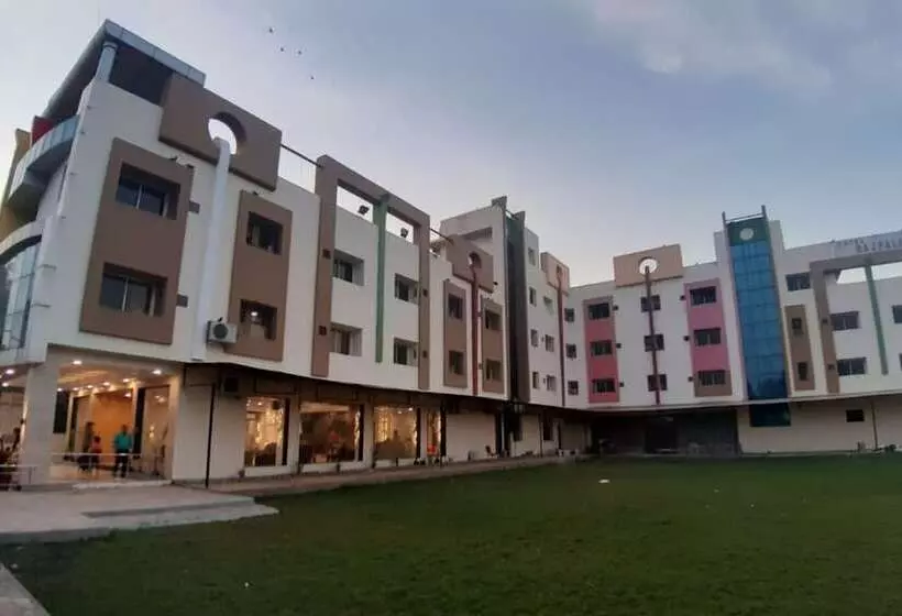 ホテル Raj Palace