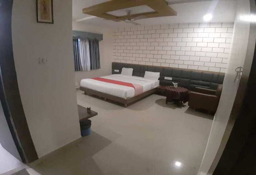 Отель Raj Palace