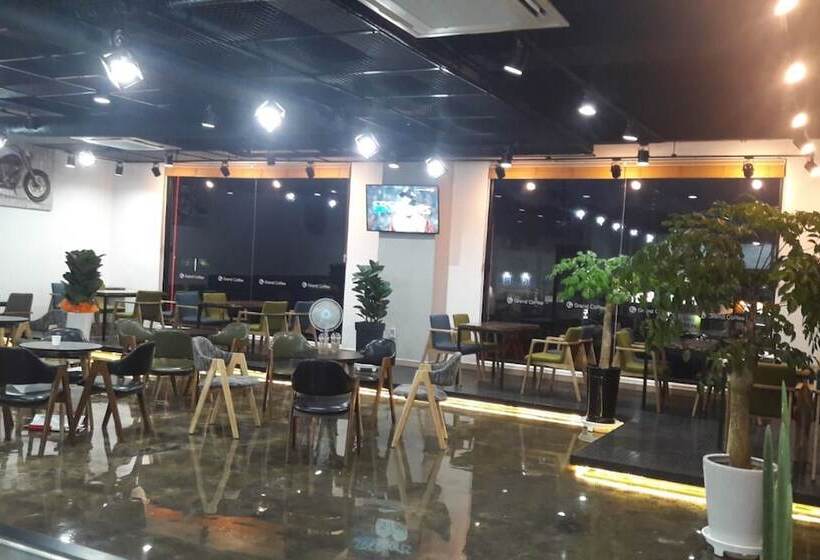 מוטל Gurye Grand