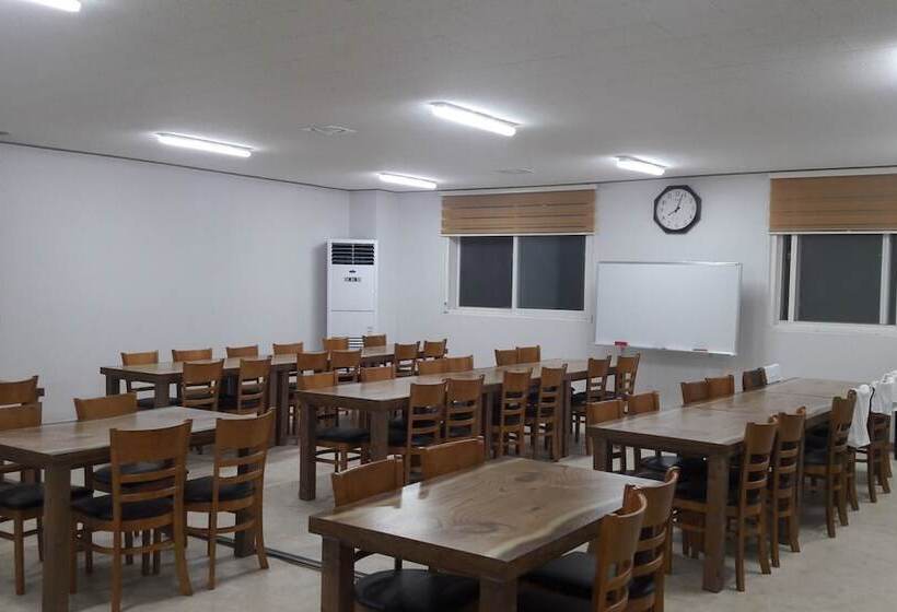 מוטל Gurye Grand