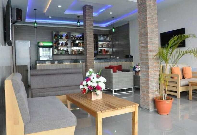 Springhill Hotel & Suites