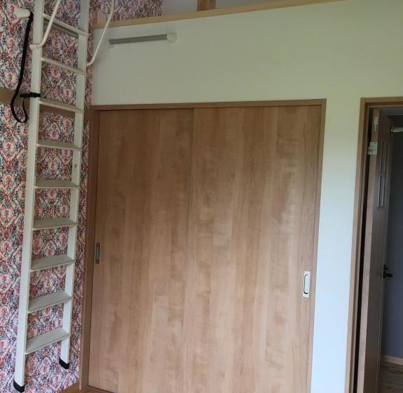 הוסטל Guesthouse Kazenowa