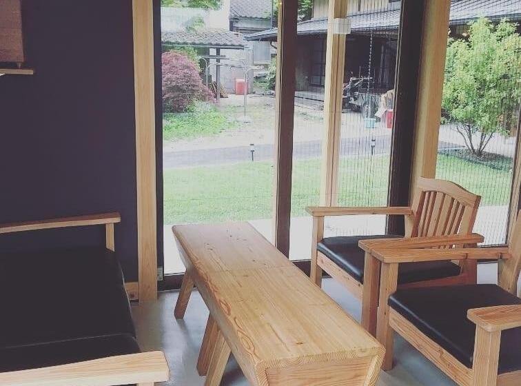 הוסטל Guesthouse Kazenowa