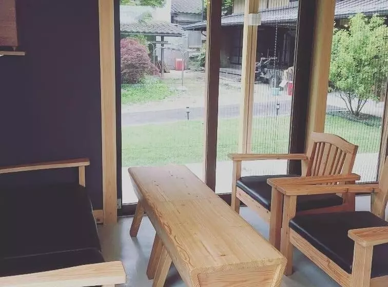 Retkeilymaja Guesthouse Kazenowa