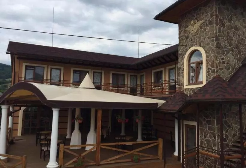 Retkeilymaja Minihotel Zolotoe Runo