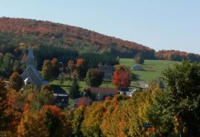ベッドアンドブレックファースト Gîte Au Pied Des Appalaches