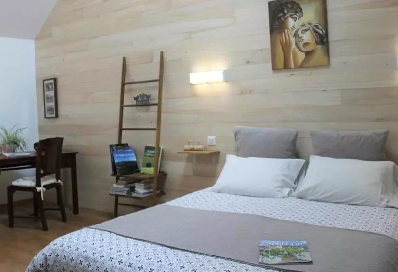 Aamiaismajoitus (B&B) Le Clos Du Barry