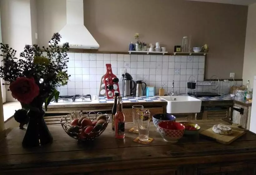 Aamiaismajoitus (B&B) Le Clos Du Barry