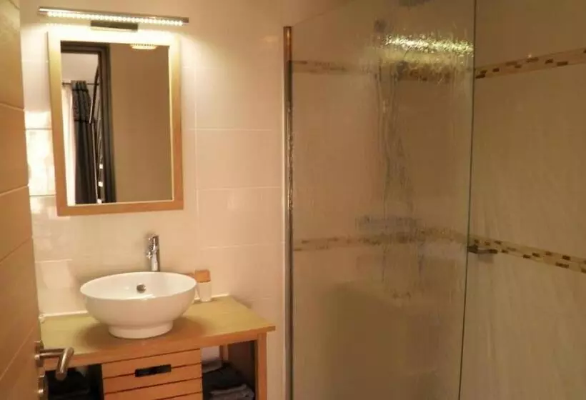 Aamiaismajoitus (B&B) Le Clos Du Barry