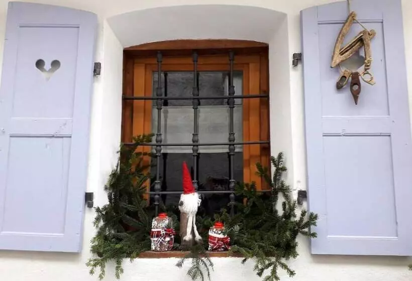 Aamiaismajoitus (B&B) Osteria L Iero D Eima