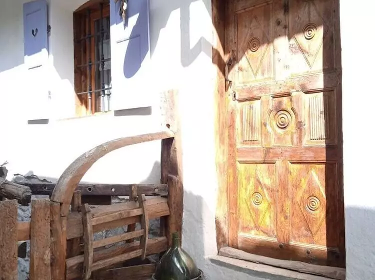 Aamiaismajoitus (B&B) Osteria L Iero D Eima