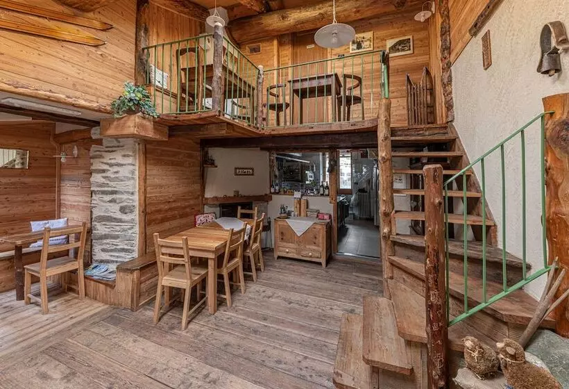 Aamiaismajoitus (B&B) Osteria L Iero D Eima