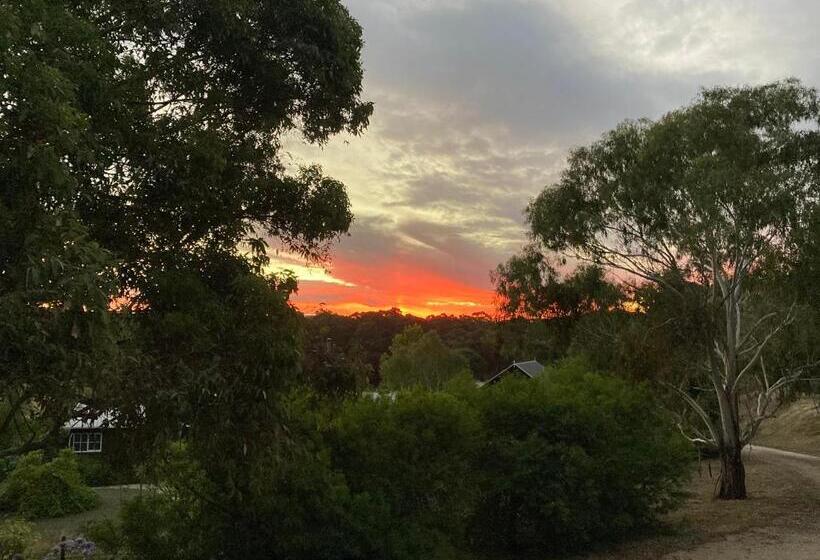 Bed and Breakfast Stephanie’s Country Cottages