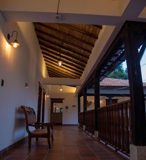 Отель Campestre El Portón De Los Jeroglíficos