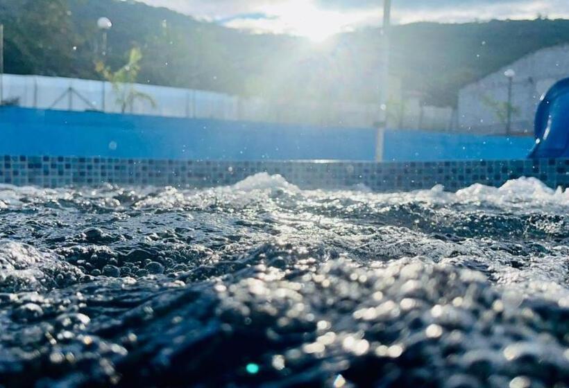 Отель Hostería Vista Del Valle