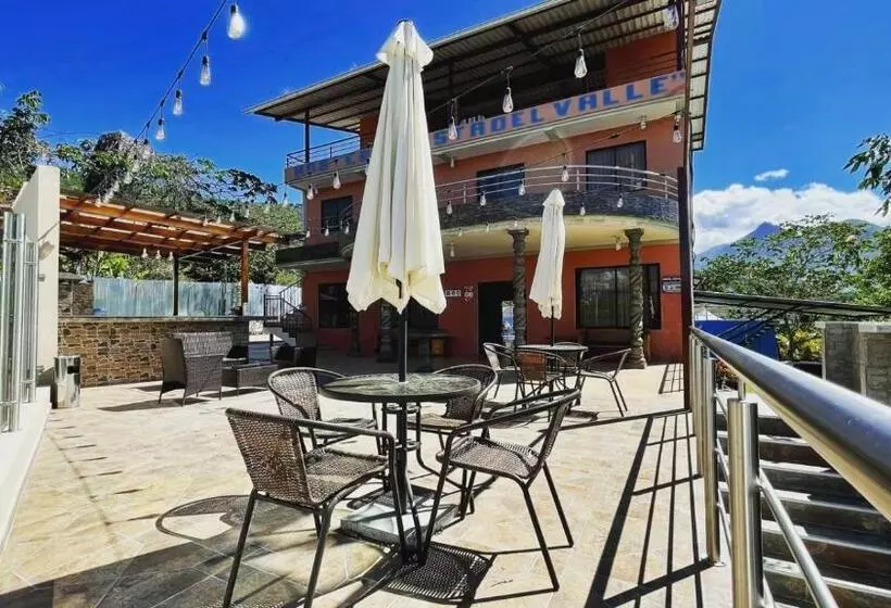 Hotelli Hostería Vista Del Valle