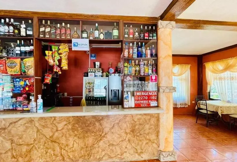 Hotelli Hostería Vista Del Valle