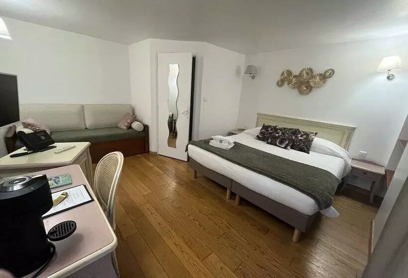 Hotelli Logis Le Marronnier