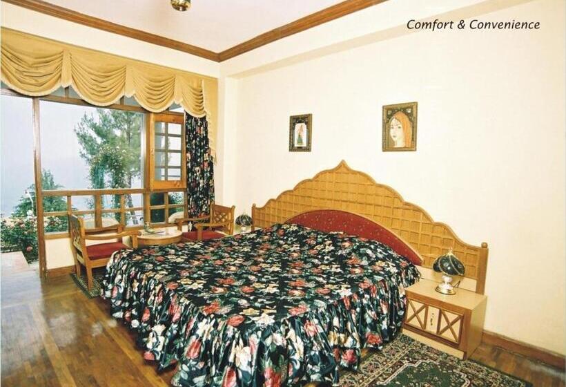 فندق Snow King Retreat  Himalayan View , Revolving Restaurant , Pinewood Cottages , Huts , Villas , Rooms