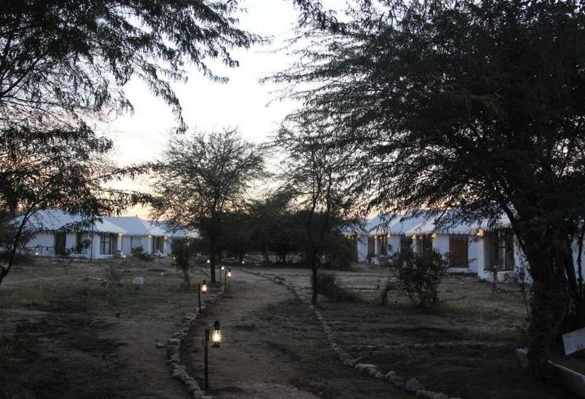 酒店 Sultan E Jawai Ananta Inn