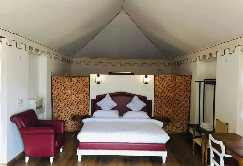 Hotelli Sultan E Jawai Ananta Inn