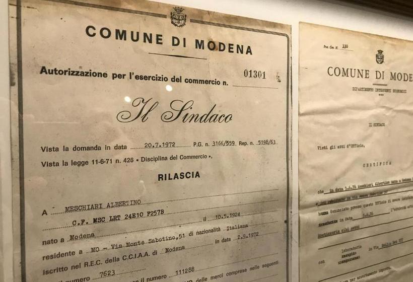 هتل Taverna Napoleone