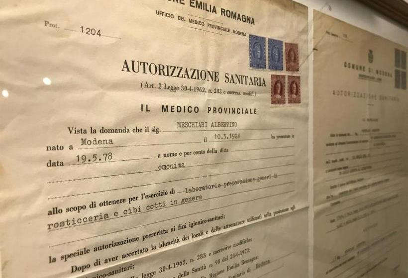 هتل Taverna Napoleone