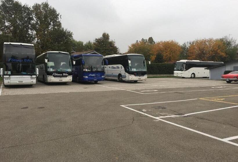 هتل Taverna Napoleone