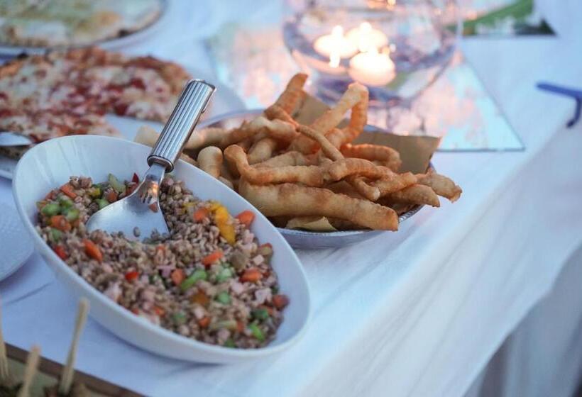 هتل Taverna Napoleone