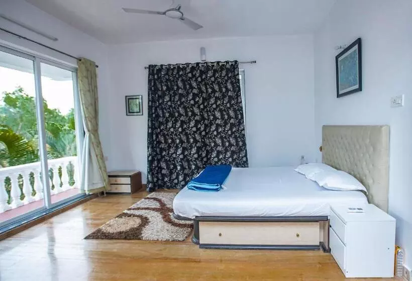 ペンション Bendre S Holiday Home Karla