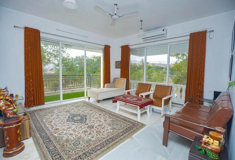 Пансион Bendre S Holiday Home Karla