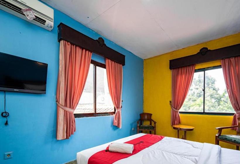 بنسيون Reddoorz Near Istana Bogor