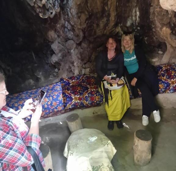 פנסיון Spring Family Guest House